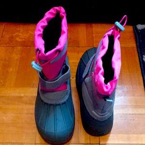 Winter/rain boots for young girls
